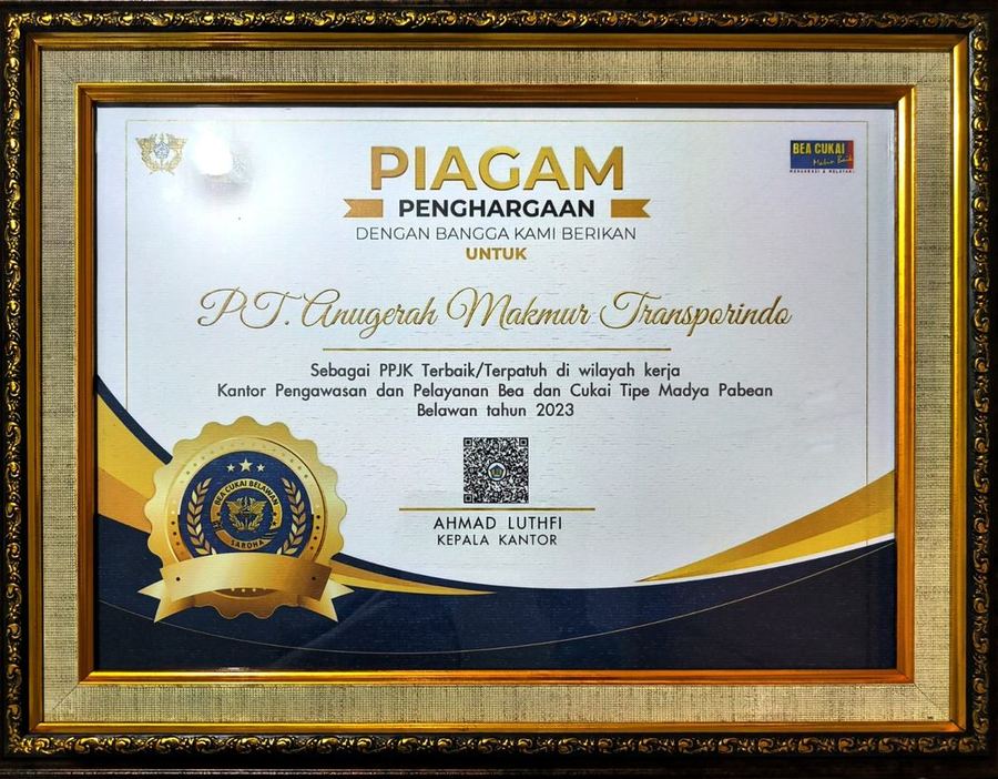 Piagam penghargaan PPJK Terbaik dan Terpatuh tahun 2023